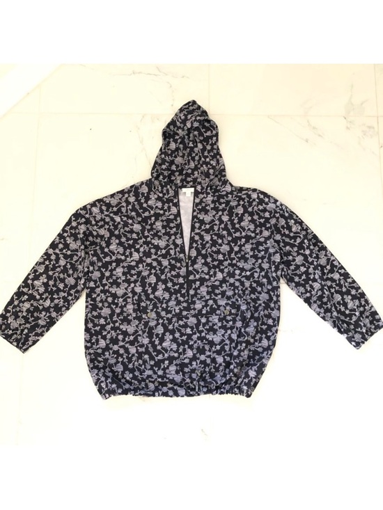 J. Jill Fit On-The-Go Zip Front Hooded Jacket size M Wind Breaker Black Floral - Picture 5 of 12
